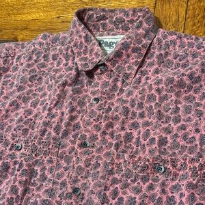 Page 1 Vintage Pink Paisley Short Sleeve Button Up Shirt